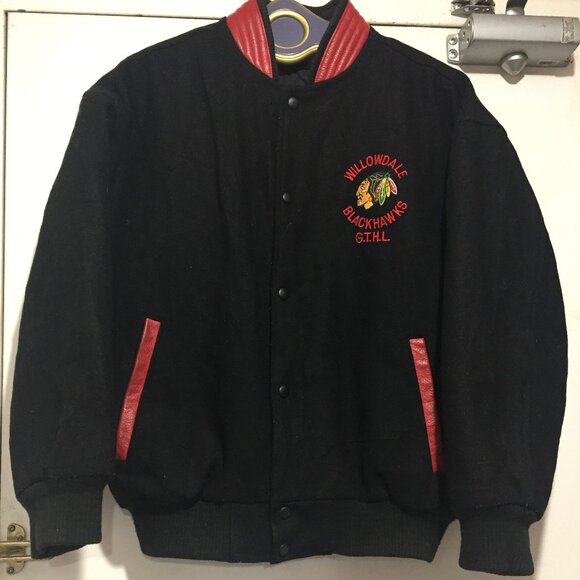 VINTAGE WILLOWDALE BLACKHAWKS VARSITY BOMBER JACKES SIZE M - Picture 2 of 9
